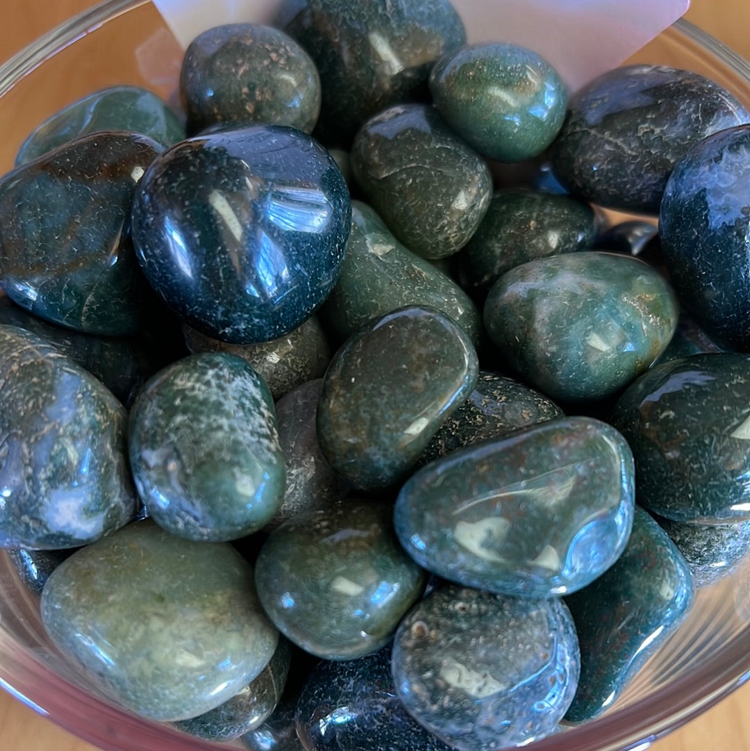 Moss agate tumble stones MMM