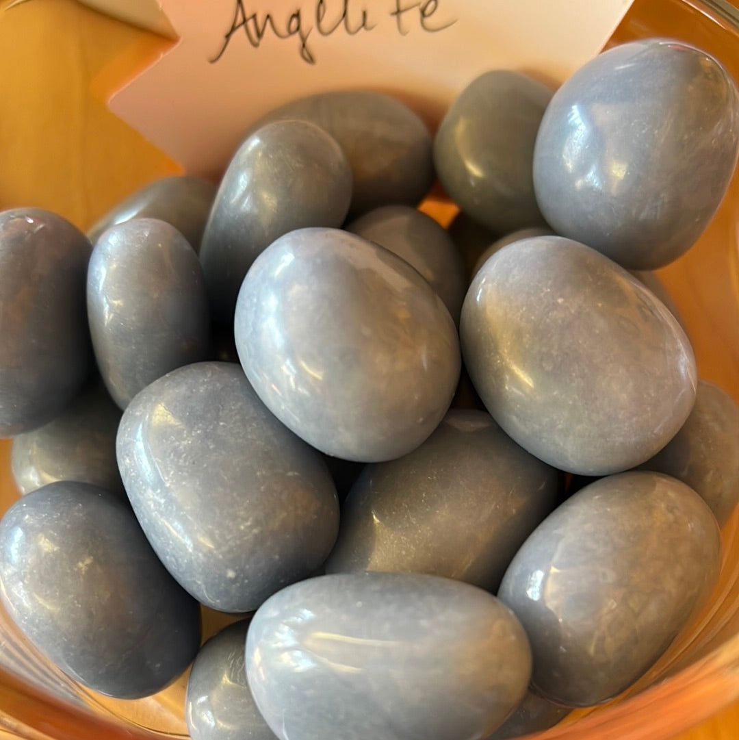 Angelite tumble stones MMM